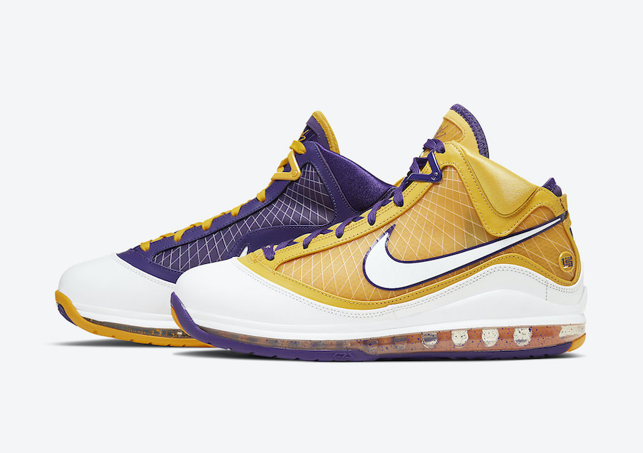 Nike,LeBron 7,CW2300-500,发售  詹姆斯亲穿的湖人 LeBron 7 官图释出！将于下周发售