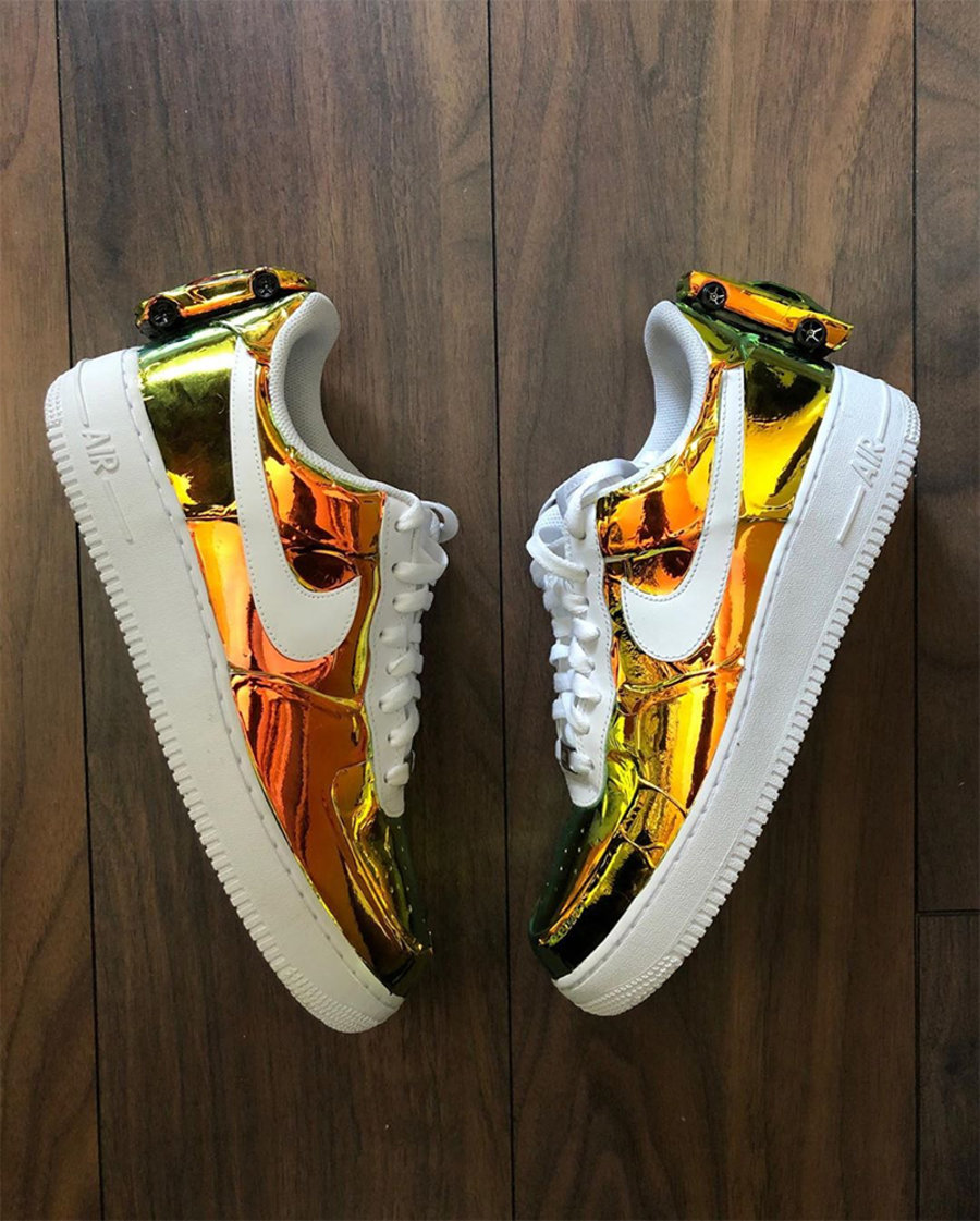 Air Force 1 Low,AF1,球鞋定制  超炫电镀鞋面，还有同款「超跑」！这双定制 AF1 够豪横！
