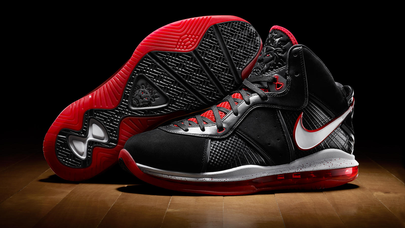 LeBron 8,LeBron 9 Low,发售,DC838  复刻节奏也太快了！两代詹姆斯战靴今年集体回归！