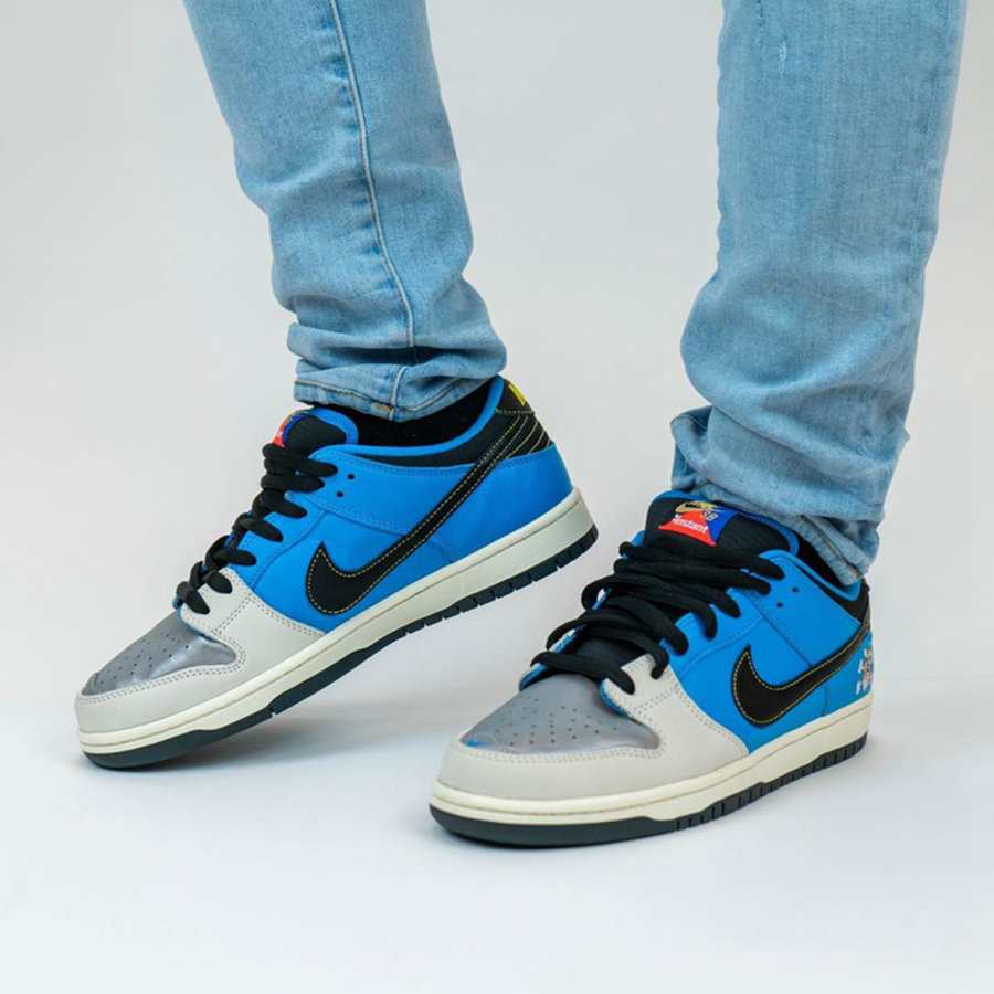 Instant Skateboards,Nike SB,Du  「狗头」Dunk SB 上脚格外清爽，鞋面这么玩够亮眼！