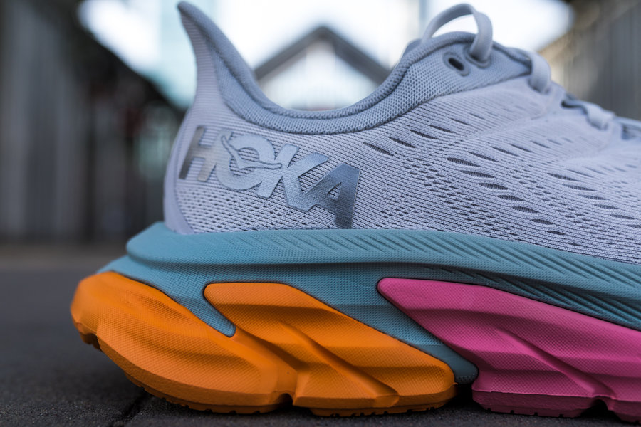 HOKA ONE ONE  HOKA 又有新操作！增高、轻透、性能，要啥有啥！