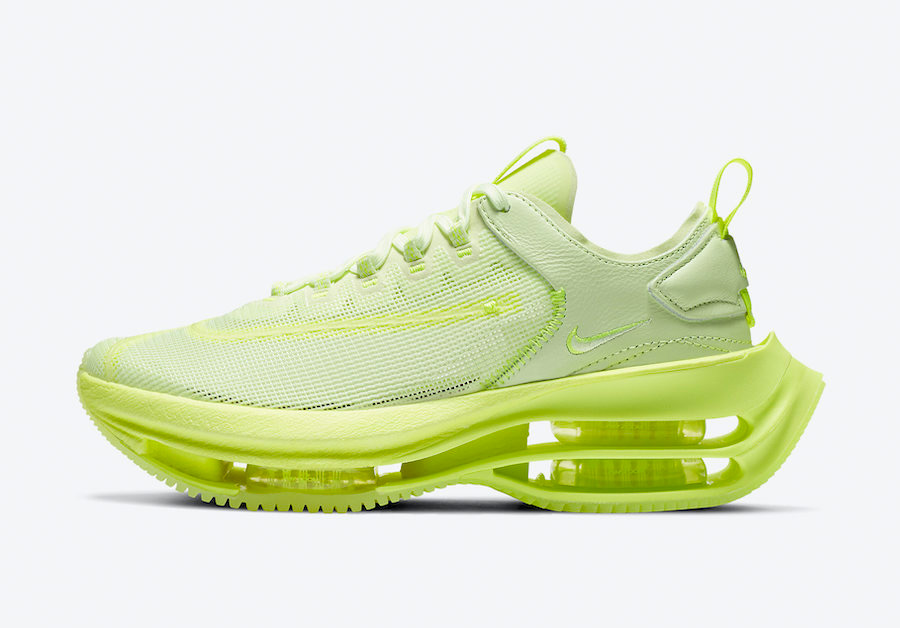 CI0804-001,Zoom Double Stacked CI0804-001 只想问一个问题：穿这双 Nike 新鞋，能上天吗？