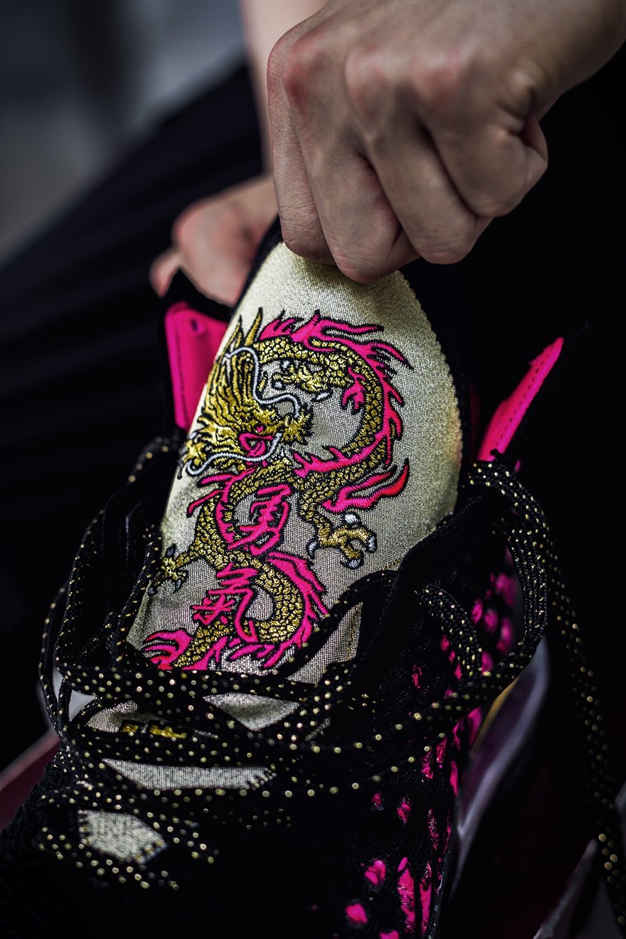Nike,LeBron 17,周杰伦  难抢！Nike「周杰伦战靴」货量揭秘！上脚真的帅！
