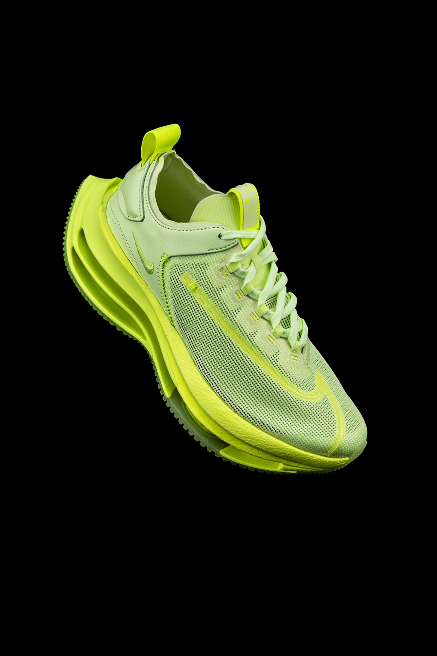 Nike,Air Zoom Double Stacked,N  8 块气垫！增高显腿细！耐克「压马路神鞋」也太顶了！