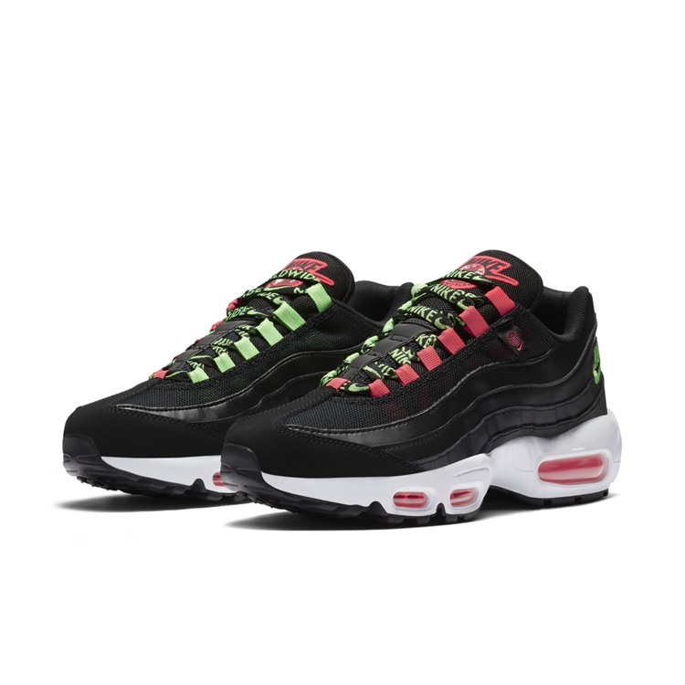 Nike,Air Max 95  骚粉 + 荧光绿！这双全新配色 Air Max 95 你打几分？
