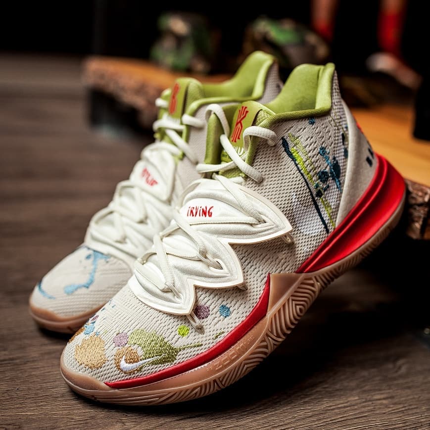 Travis Scott,AIr Force 1,AF1,B  精致刺绣工艺！这双「发霉」的 TS x AF1 你打几分？