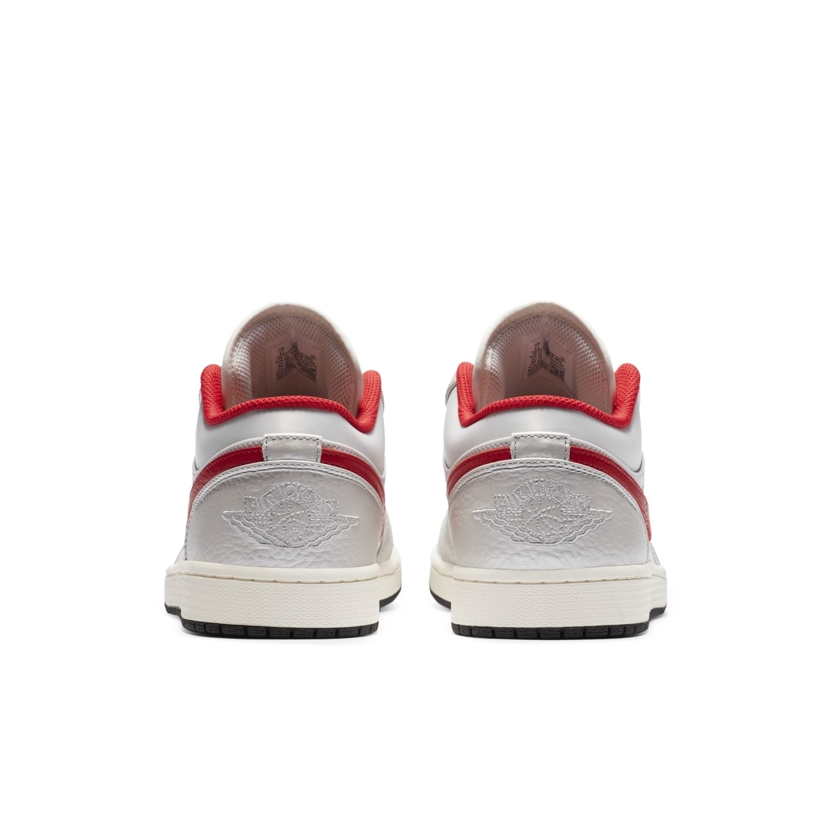 Air Jordan 1 Low,AJ1  独特的银色荔枝皮！这双全新 AJ1 Low 质感不一般！