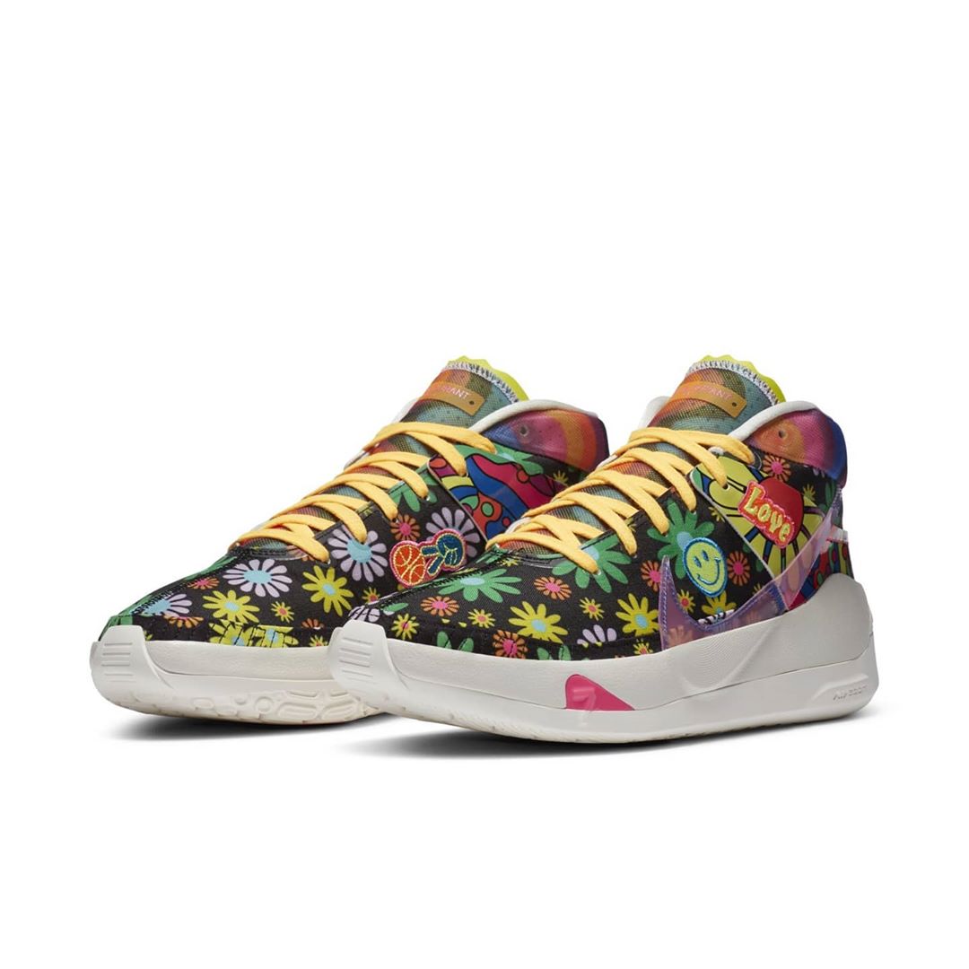 Nike,KD13,发售  满印太阳花 + 渐变扎染！这双 KD13 看完我就想买了！