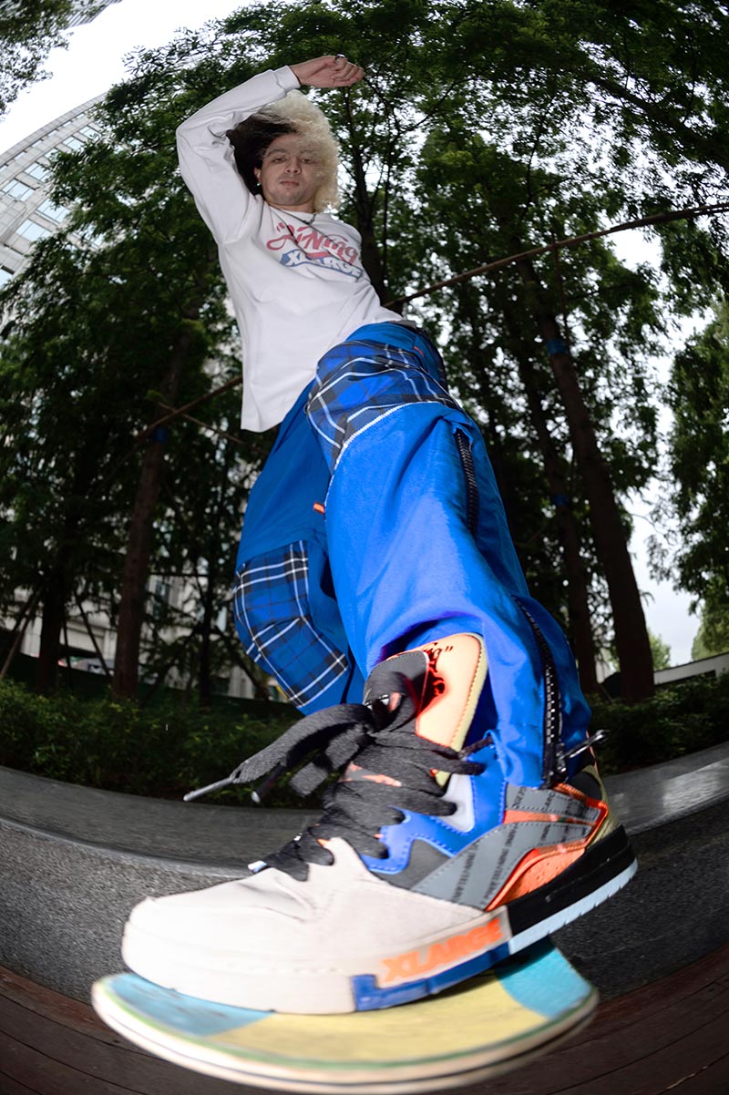 李宁,LI-NING,XLARGE,x-girl,女生主宰  大热滑板主题！李宁 x XLARGE 新联名刚刚上架！