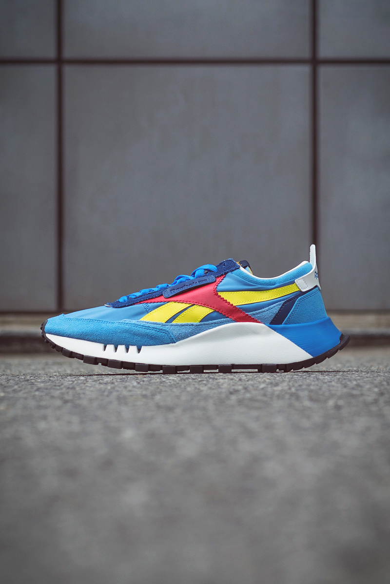 Reebok,Classic Leather Legacy  你最爱的复古鞋又有脚感升级！现在穿刚刚好！