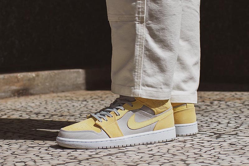AJ1,Air Jordan 1 Mid,DA4666-10  超好看的灯芯绒 AJ1 本周发售！两款配色都想要！