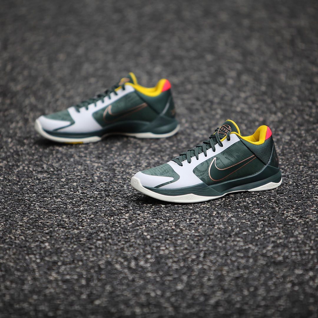 Nike, Kobe 5 Protro,CD4991-300  别忘了本周末还有一双 Kobe 5！实物照来了！