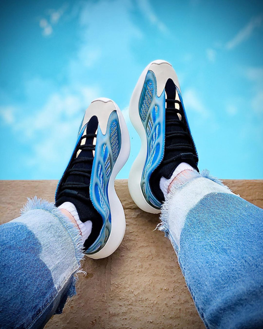 adidas,Yeezy,700 v3,450,450 Sl  「珍珠奶茶」Yeezy 700 V3 年底发售！Yeezy 450、新拖鞋都要来了！