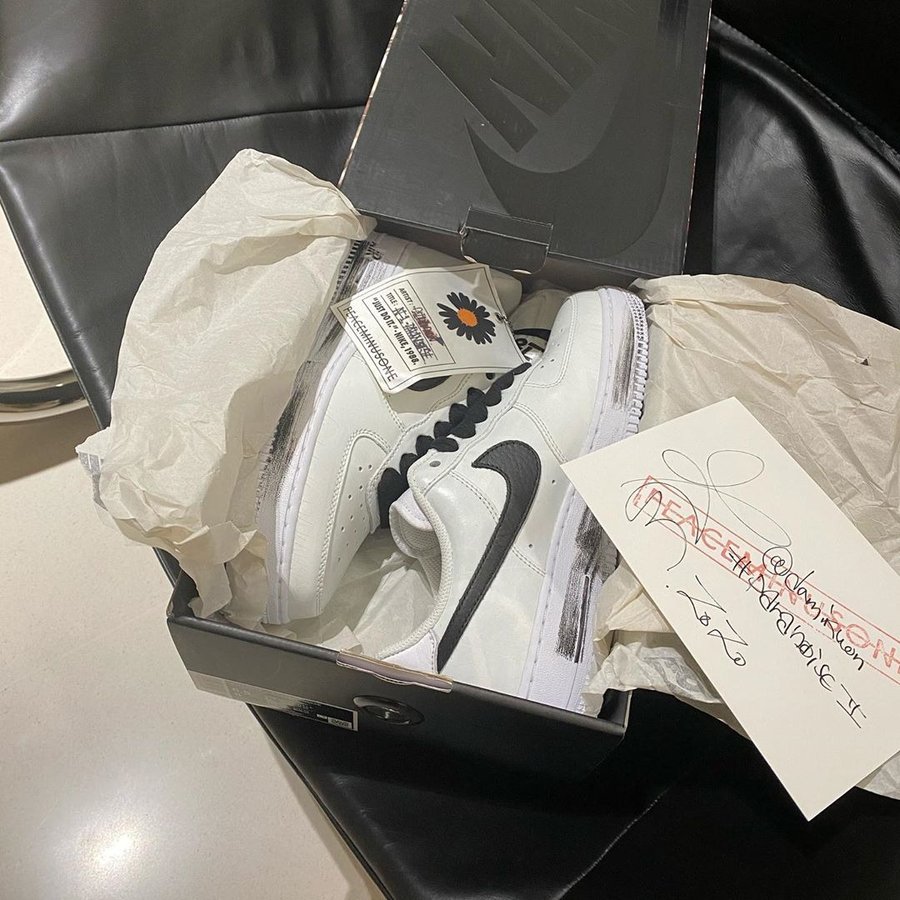 权志龙,Air Force 1,AF1,Nike,PEACE  多位亲友抢先晒出！权志龙 x AF1 2.0 可能只有一个版本？！