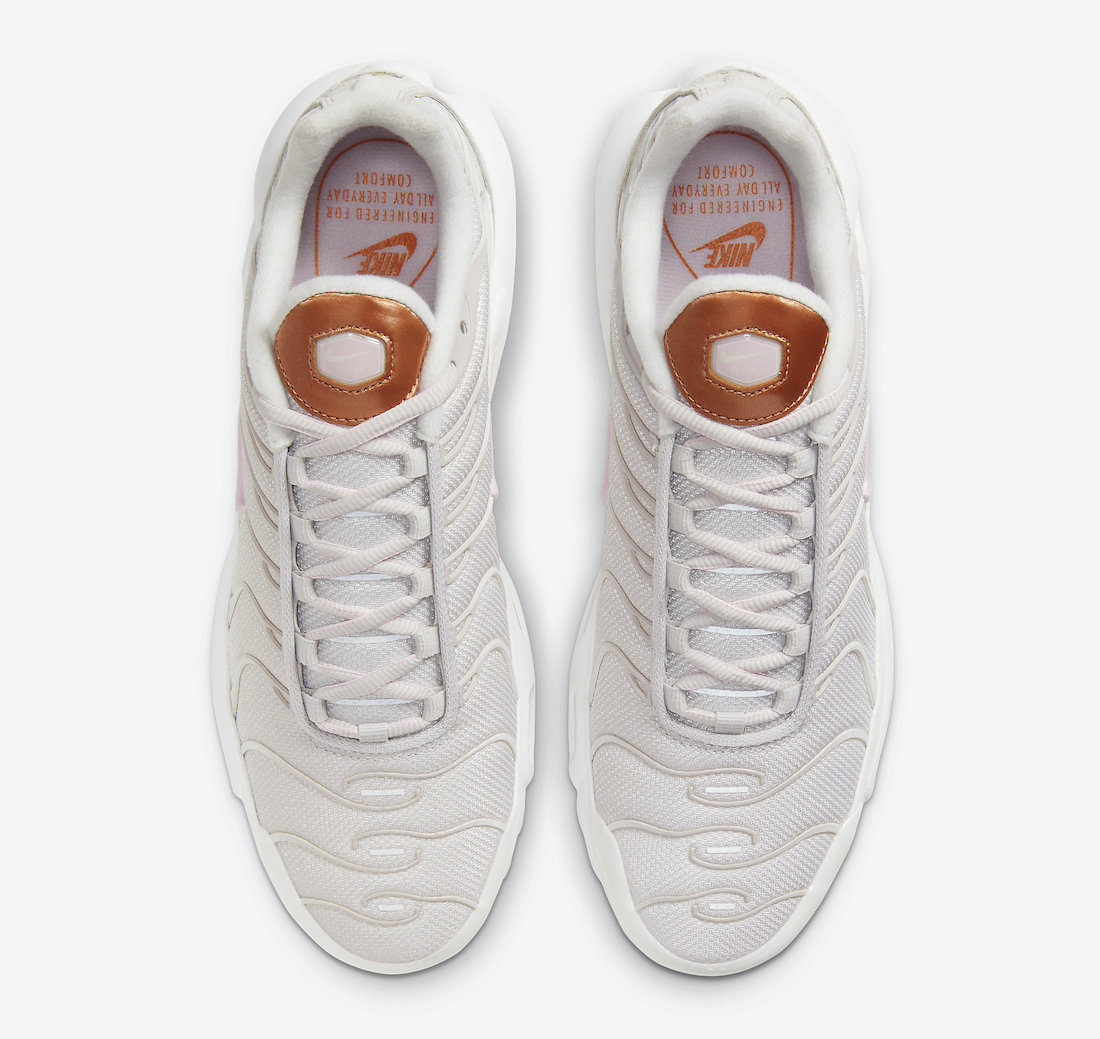 Nike,Air Max Plus,DD6612-001,发  粉嫩 Air Max Plus 新配色登场！清爽亮眼的百搭款式！