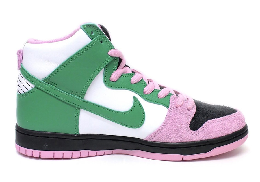 Nike,SB Dunk High,发售  Nike 这设计真是头一次见！这双 SB Dunk High 长见识了！