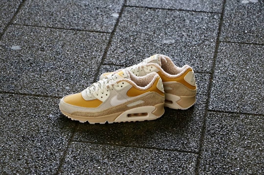 Nike,Air Max 90,CT1873-100  冬天再也不怕冻脚！毛绒绒 Air Max 90 现已发售！