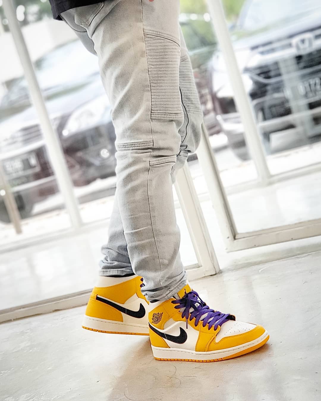 Air Jordan,AJ  3 千多的中帮 AJ1 都冲？20 双「宝藏 AJ」抄底太香！真怕悄悄起飞！