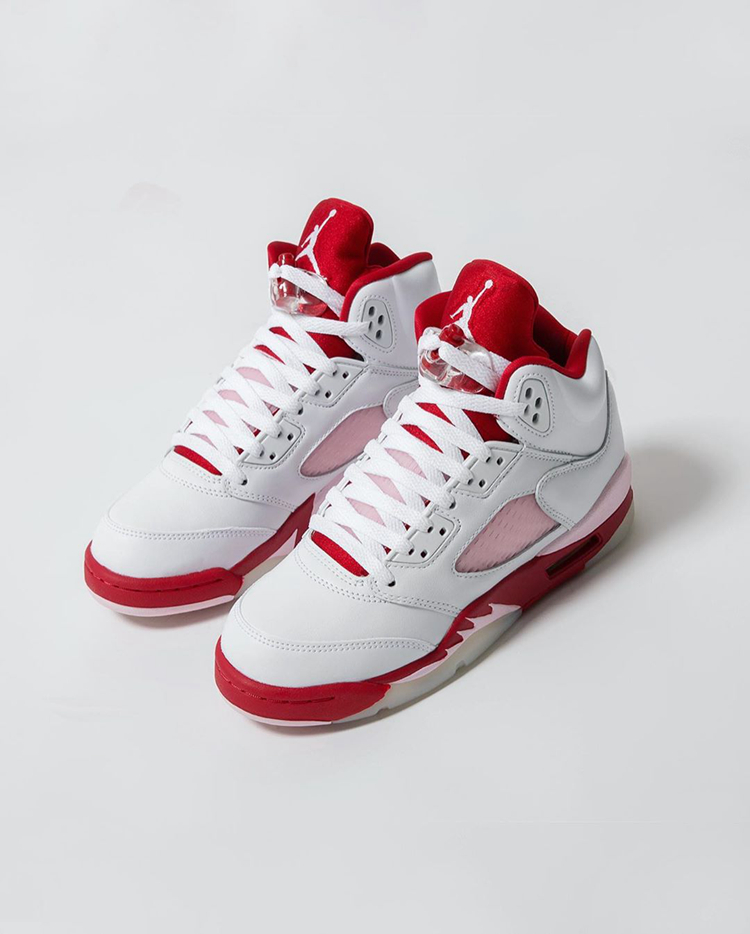 Air Jordan 5 Retro GS,Pink Foa  红粉细节太骚气！Air Jordan 5 全新配色现已正式发售！
