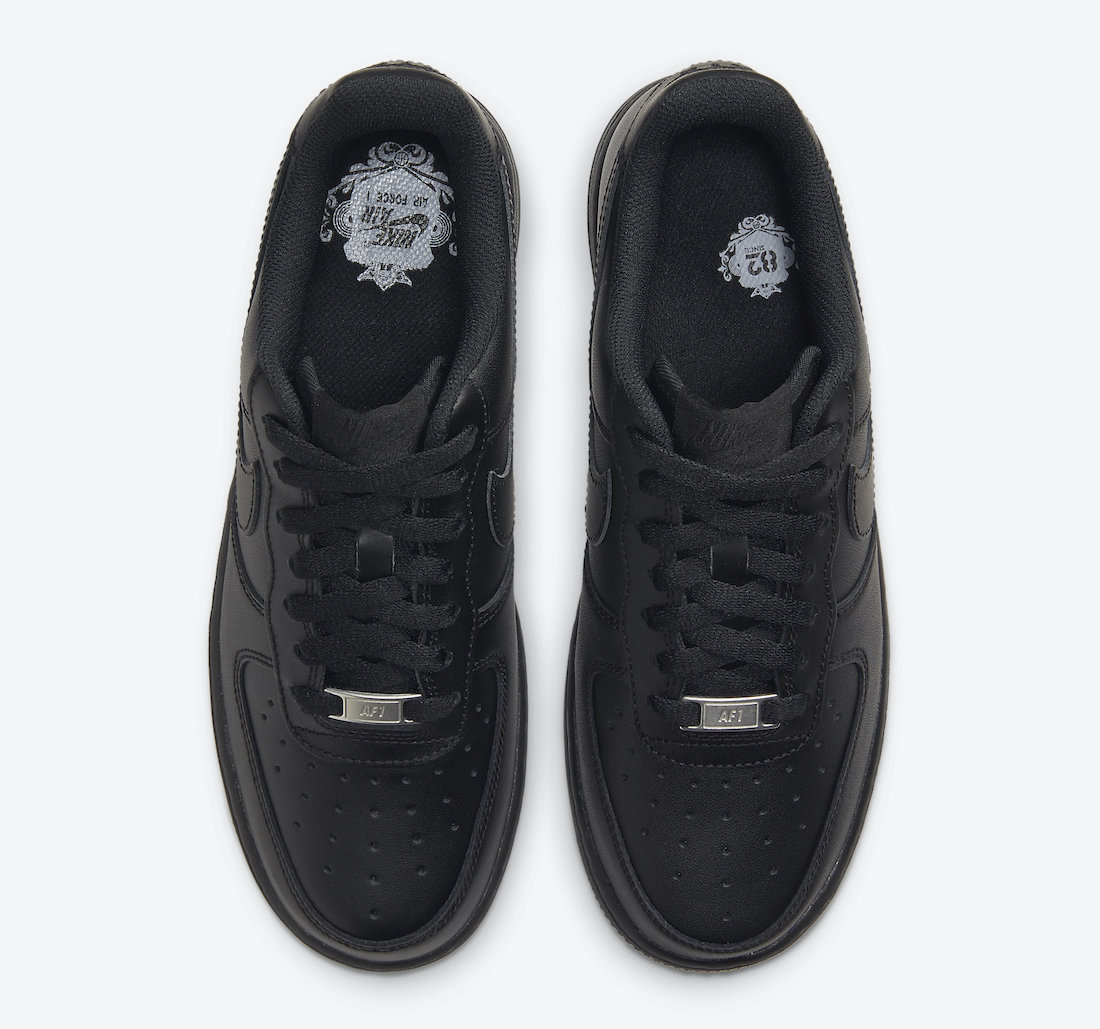 Nike,Air Force 1,Triple Black,  黑武士 Air Force 1 稳重登场！简洁高级街头气质！