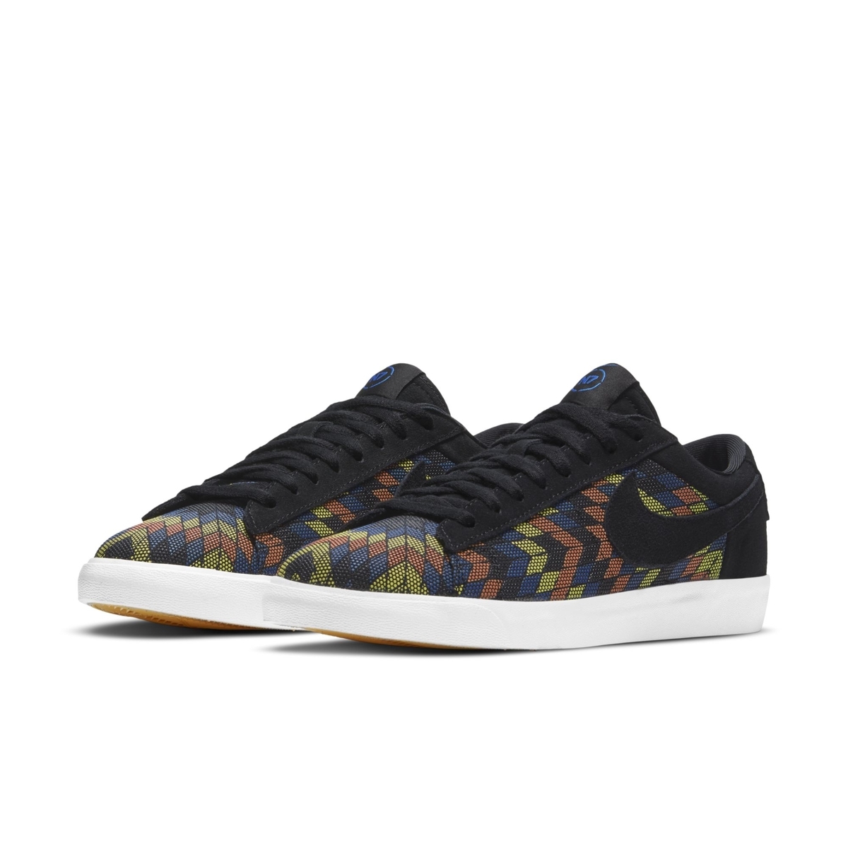 N7  N7 基金会特别主题！浓郁民族风 Nike Blazer Low 首度曝光！