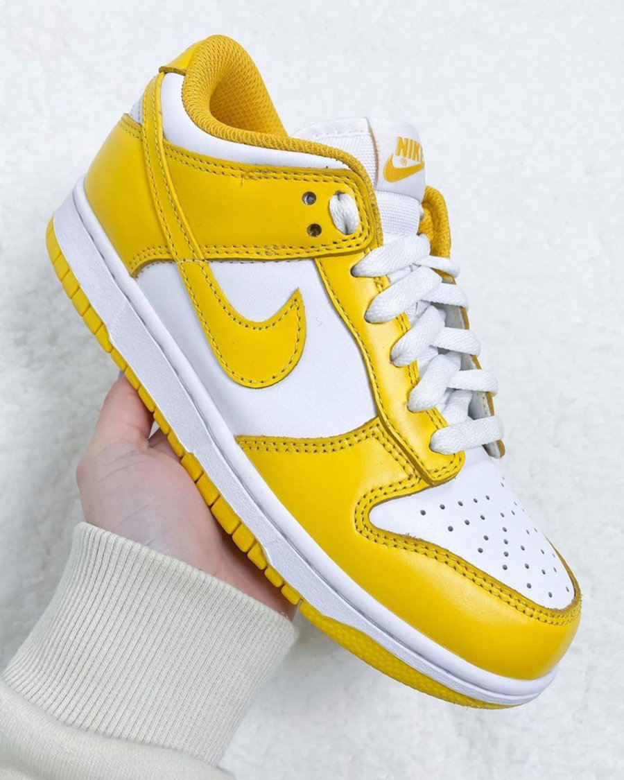 Nike,Dunk Low WMNS,Laser Orang  女生看了心动！男生看了坐不住！白黄 Dunk Low 最新实物曝光！