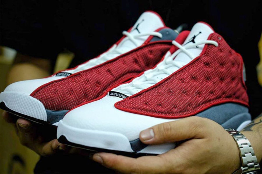 Air Jordan 13,Red Flint,DJ5982  实物太香！人气最高的 AJ13 “Flint” 还有红色版本，明年发售！