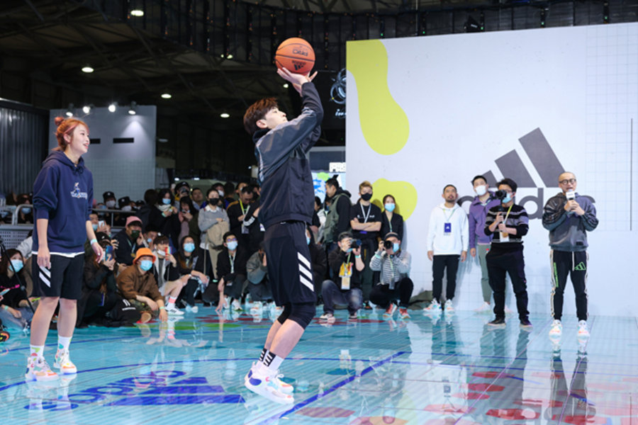 邓伦,adidas,INNERSCT,Harden Vol.  邓伦上脚哈登新战靴！上演登哥招牌必杀技！