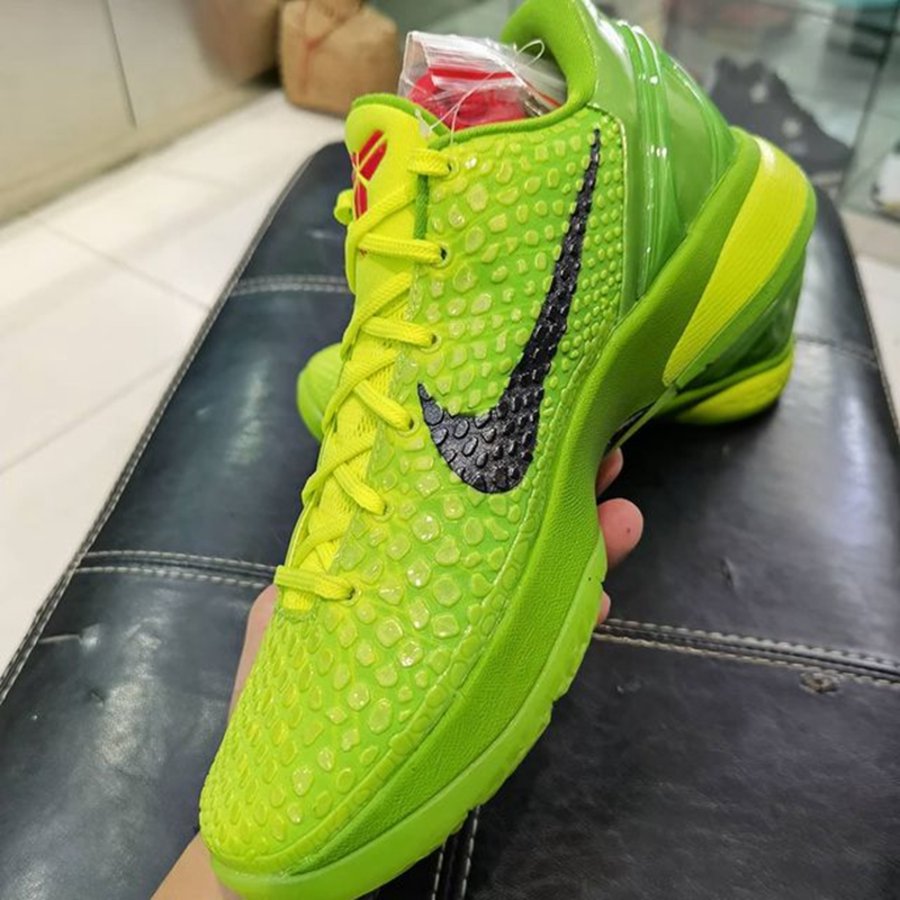 Nike,Kobe 6 Protro,Grinch,CW21  心动警告！「圣诞」科比 6 最新实物图来了！