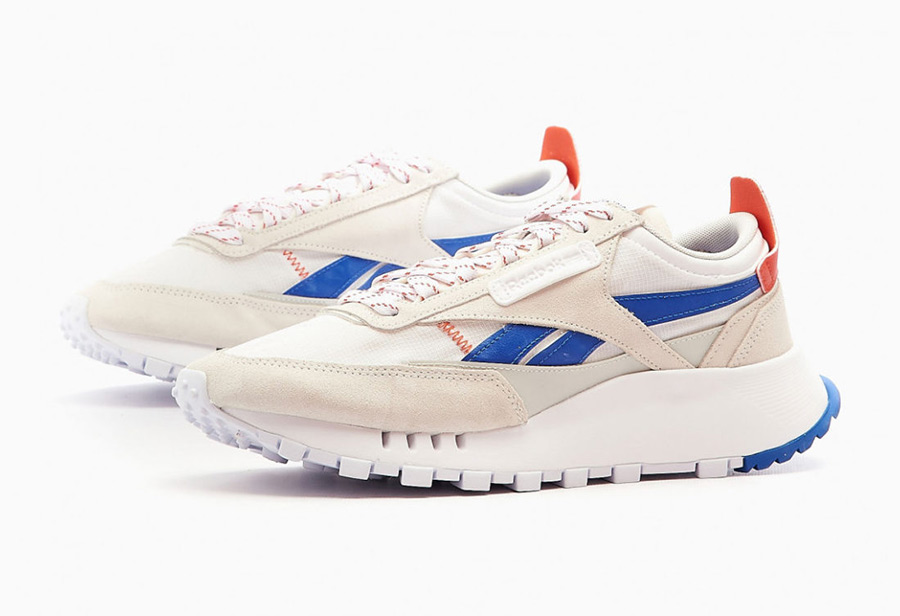 Reebok,Classic Leather Legacy,  蓝灰撞色 Logo！这双 Reebok 跑鞋你打几分？