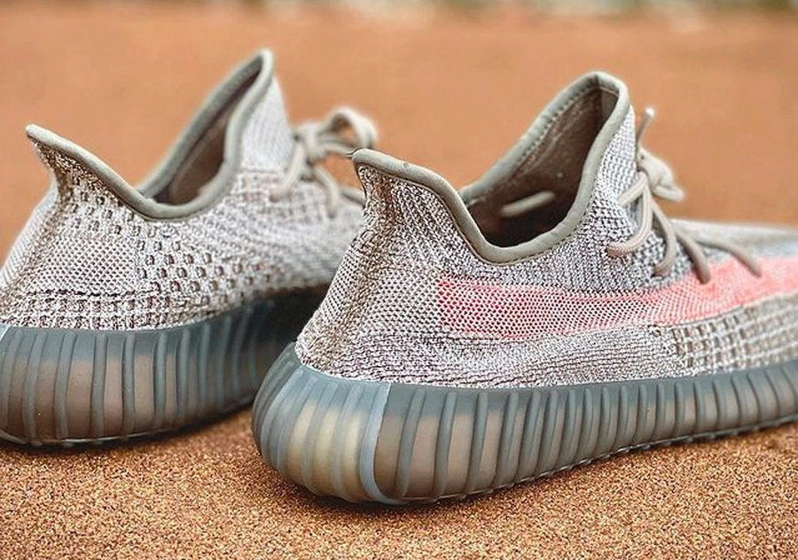 adidas,Yeezy Boost 350 V2,GW00  兵马俑 Yeezy 350 V2 明年二月发售！颜值你给打几分？