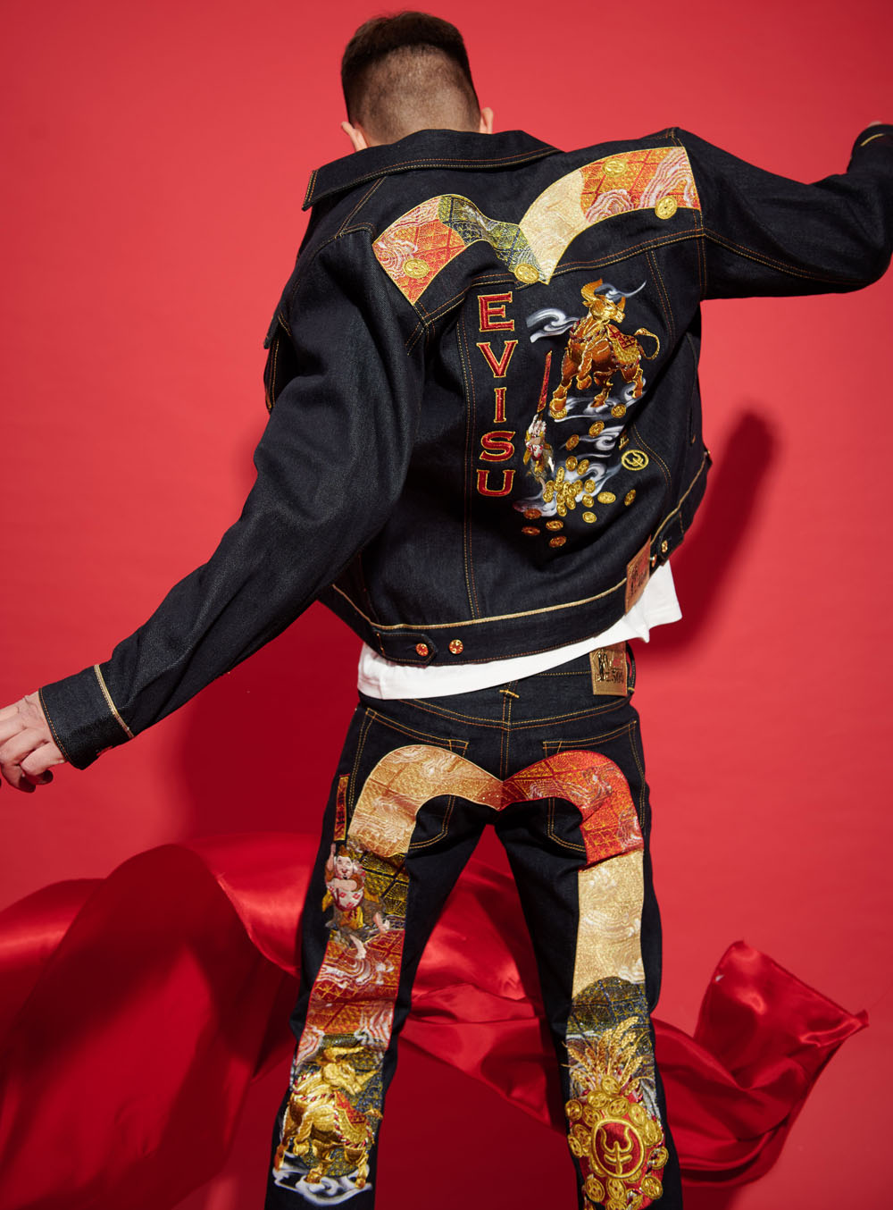 EVISU,发售  全球限量 400 件！EVISU 牛年限定系列现已发售！