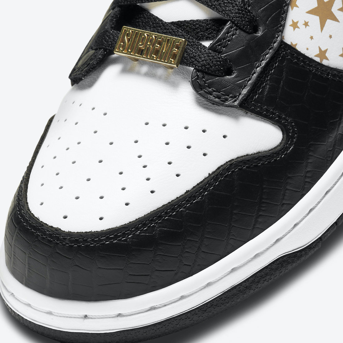 Supreme,Nike SB,Dunk Low,DH322  发售日期终于确定！市价三万多的 Supreme x Dunk SB 下月登场！