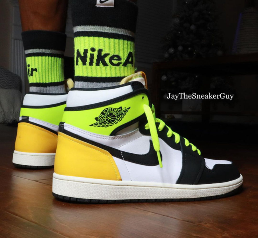 Air Jordan 1,AJ1,Volt Gold,555  2021 第一双九孔 AJ1 今早发售，你抢到了么？
