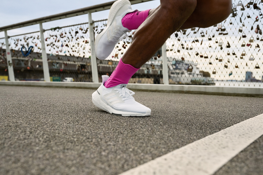Ultra Boost 21,UB21,发售  限量首发开启登记！Ultra Boost 21 刚刚发布！鞋型大幅进化！