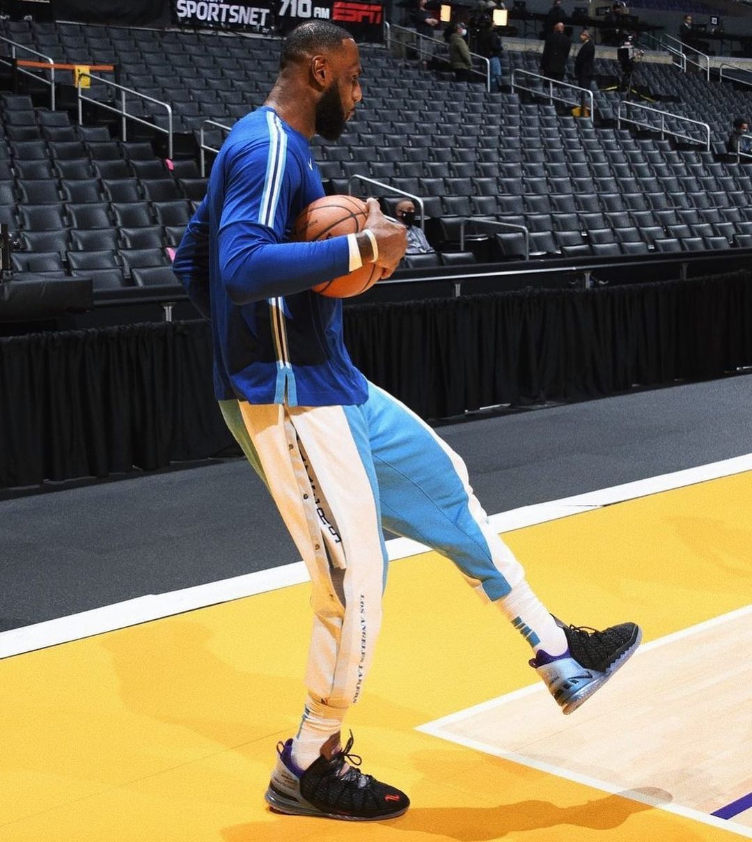 NBA,詹姆斯,科比  科比战靴最受欢迎！近期 NBA 上脚，看完直呼：想买！