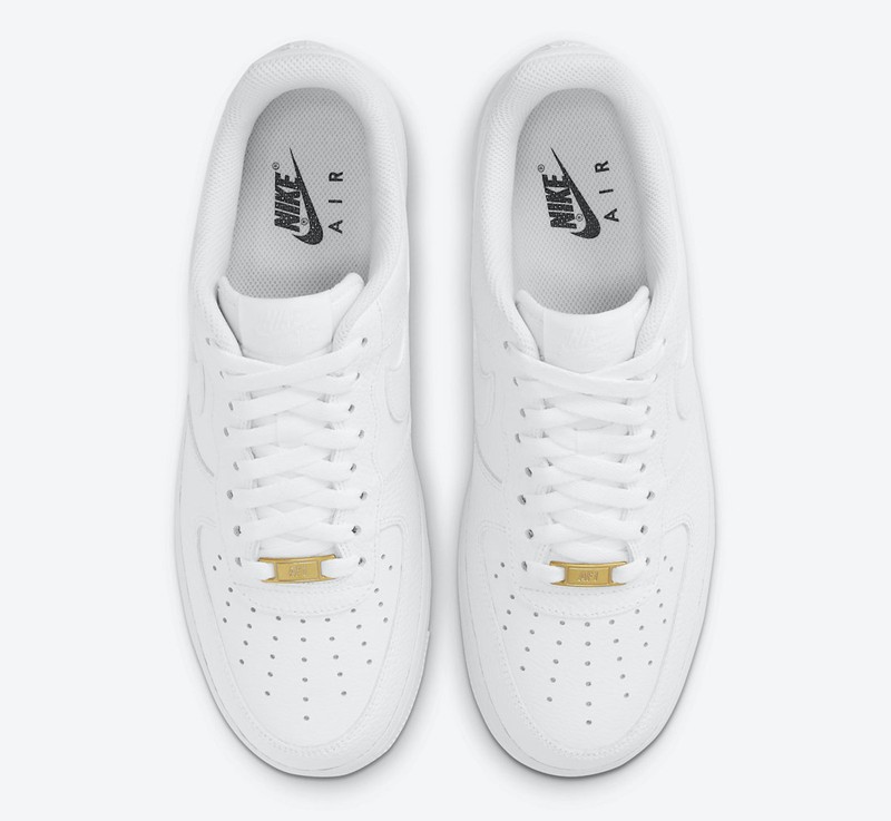 Air Force 1,AF1,Nike,CZ0326-10  经典纯白显质感！金扣 Air Force 1 Low 官图释出！
