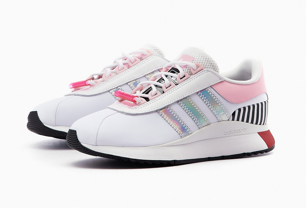 SL Andridge,adidas,FY5080  彩虹反光三道杠 + 粉嫩装点！这双 adidas 小白鞋真是少女心爆棚！