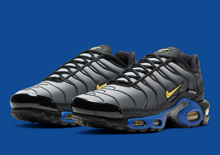Nike,Air Max Plus,Kiss My Airs  经典标语 + 复古鞋型！ Air Max Plus 新配色来了！