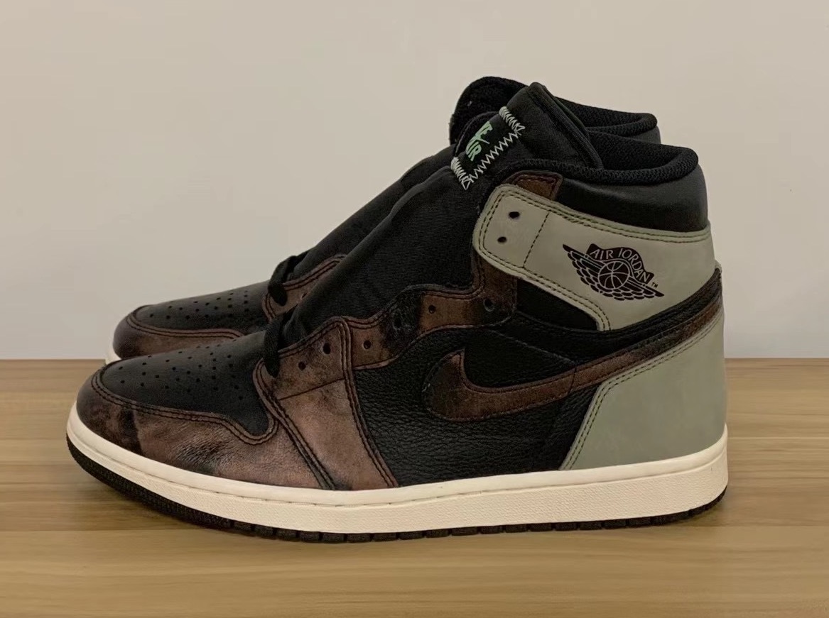 555088-033,AJ1,Air Jordan 1 555088-033 酷灰 AJ1 来了！居然还是「变色龙」！你给打几分？