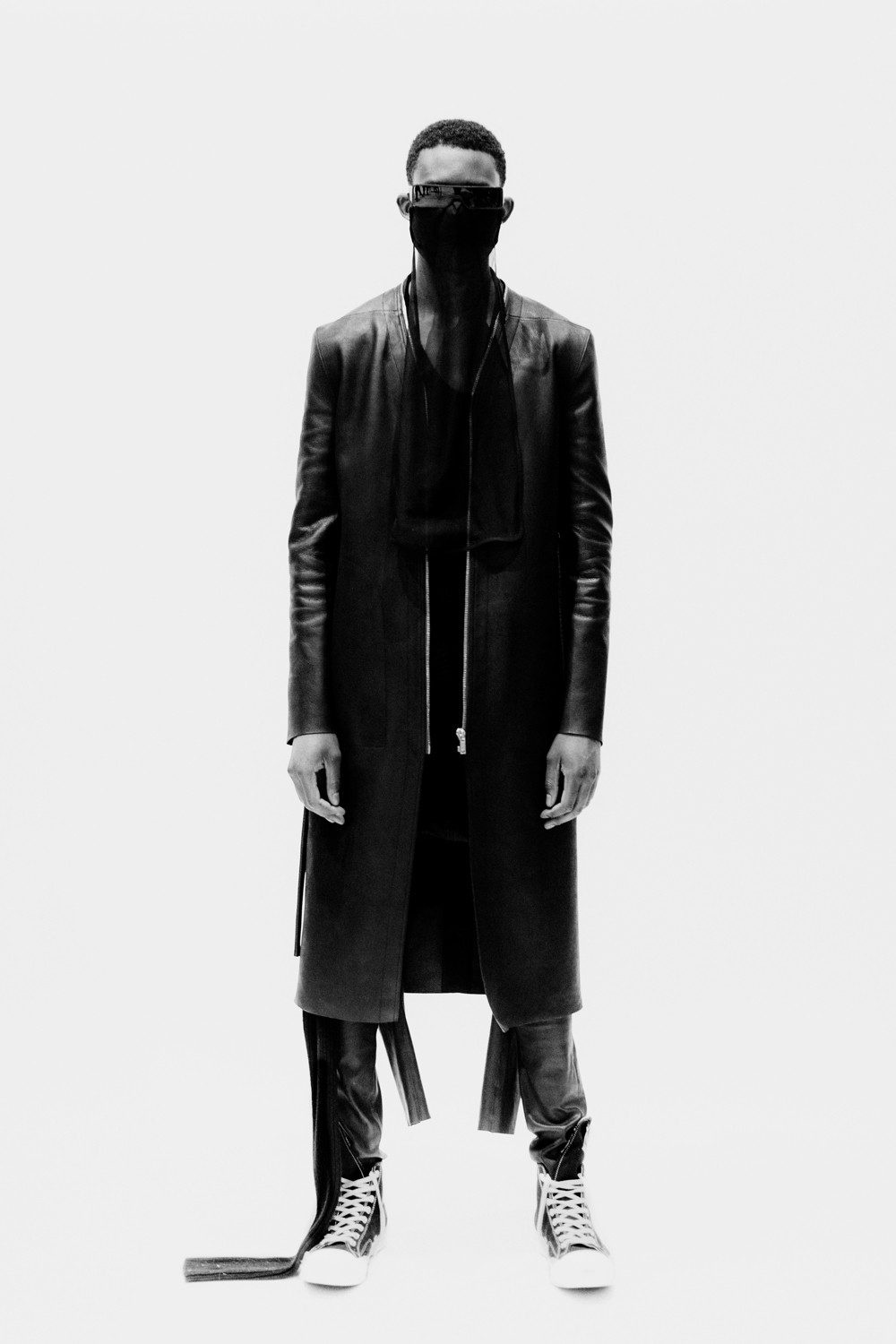 Rick Owens,Converse,上脚  鞋型太独特！Rick Owens x Converse 型录曝光！上脚还挺帅！