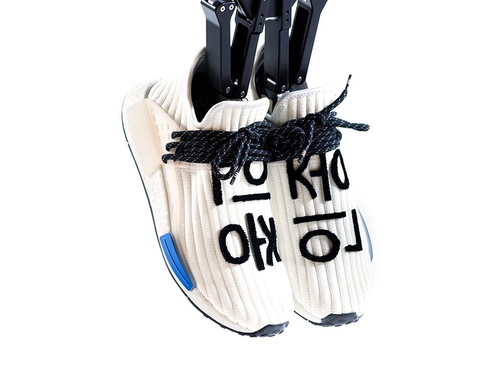 Hu NMD,adidas,发售,Q46454  开春穿它才有牌面！超限量菲董 Hu NMD 本周发售！