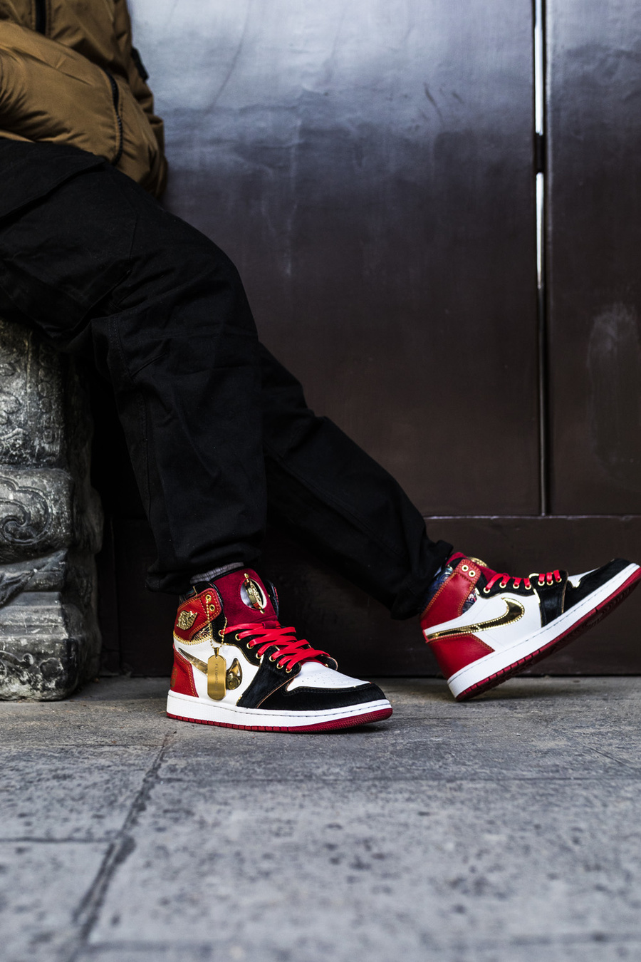 AJ1,Air Jordan 1  这些「超好玩新鞋」只有过年才能见！AJ1 钩子里灌水！还有超限量盲盒！