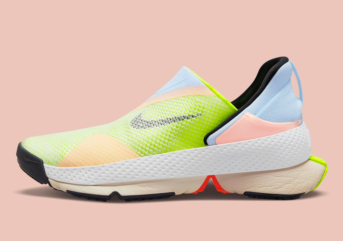 CW5883,Go FlyEase,Nike,FlyEase CW5883 不用电的 Nike「自动系带」鞋！从此刷新你穿鞋的方式！