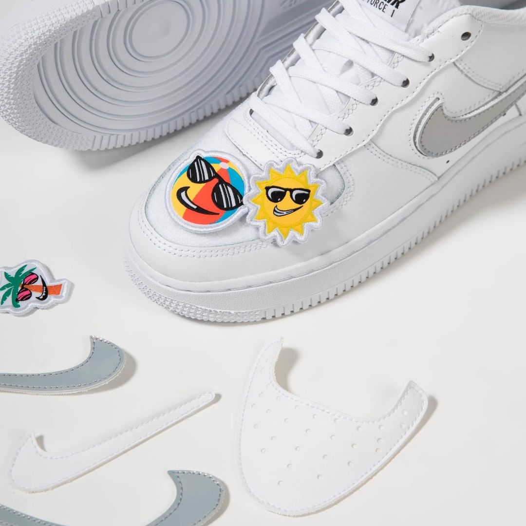 Nike,Air Force 1/1 GS,DB2812-1  附赠卡通魔术贴！这双 Air Force 1 也太好玩了！