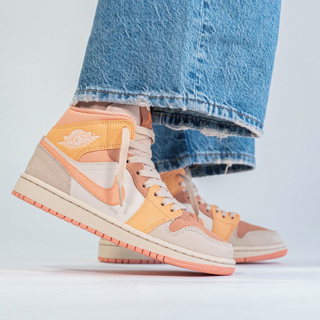 Air Jordan 1 Mid,Nike,  「春季限定」配色！全新 Air Jordan 1 Mid 上脚图来了！