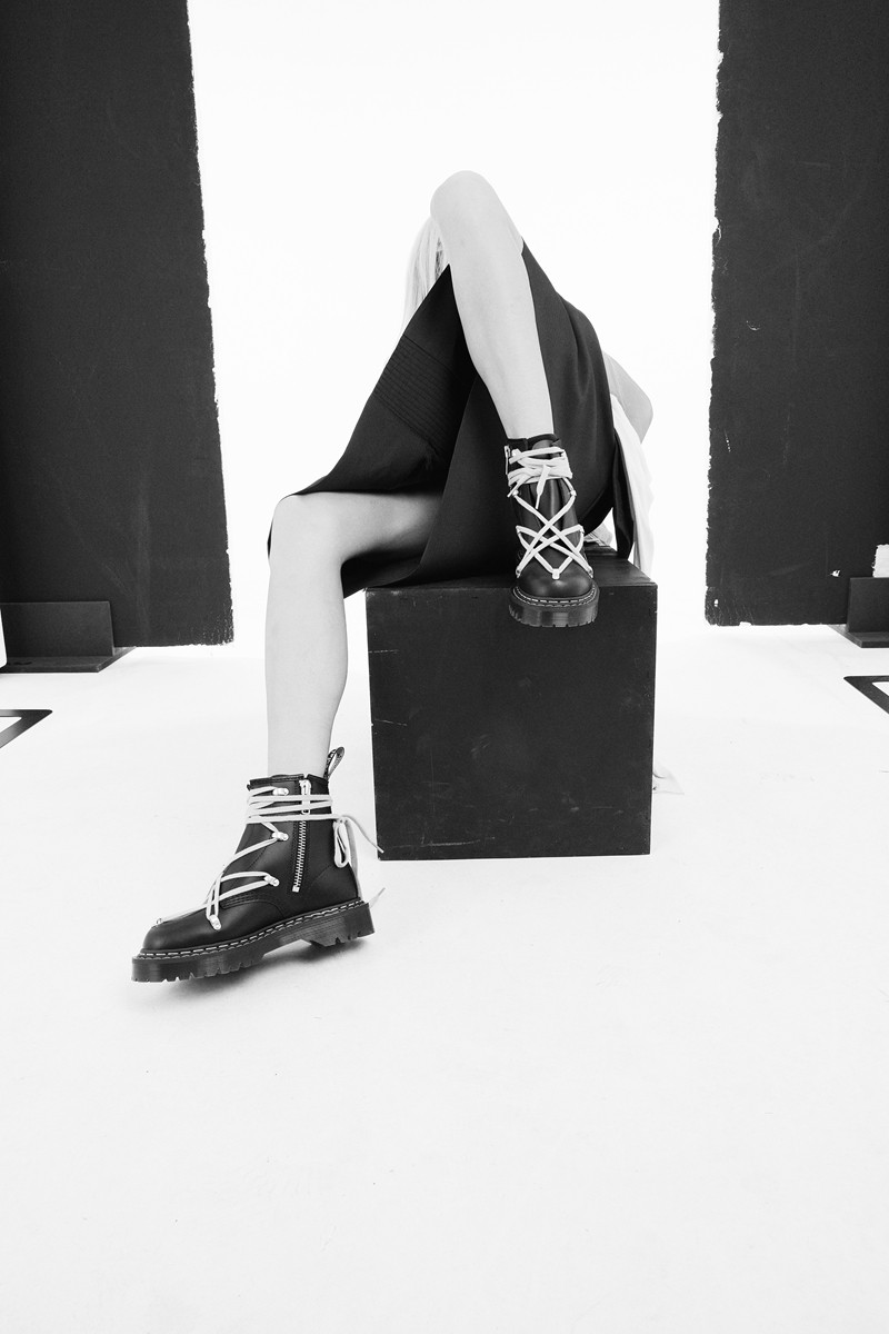 Dr. Martens,Rick Owens,1460 Be  暗黑美学加持！Dr. Martens x RO 联名靴款即将发售！