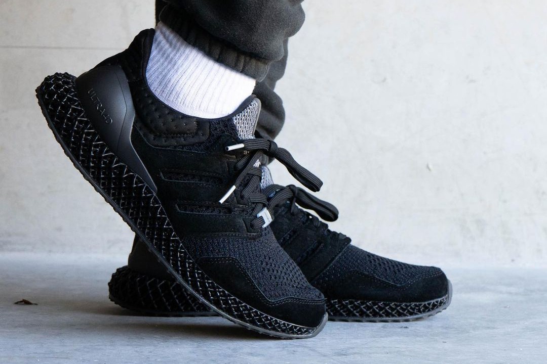 A Ma Maniére,adidas,adidas Ult  联名一波接一波！奢华黑武士 adidas 4D 上脚照曝光！