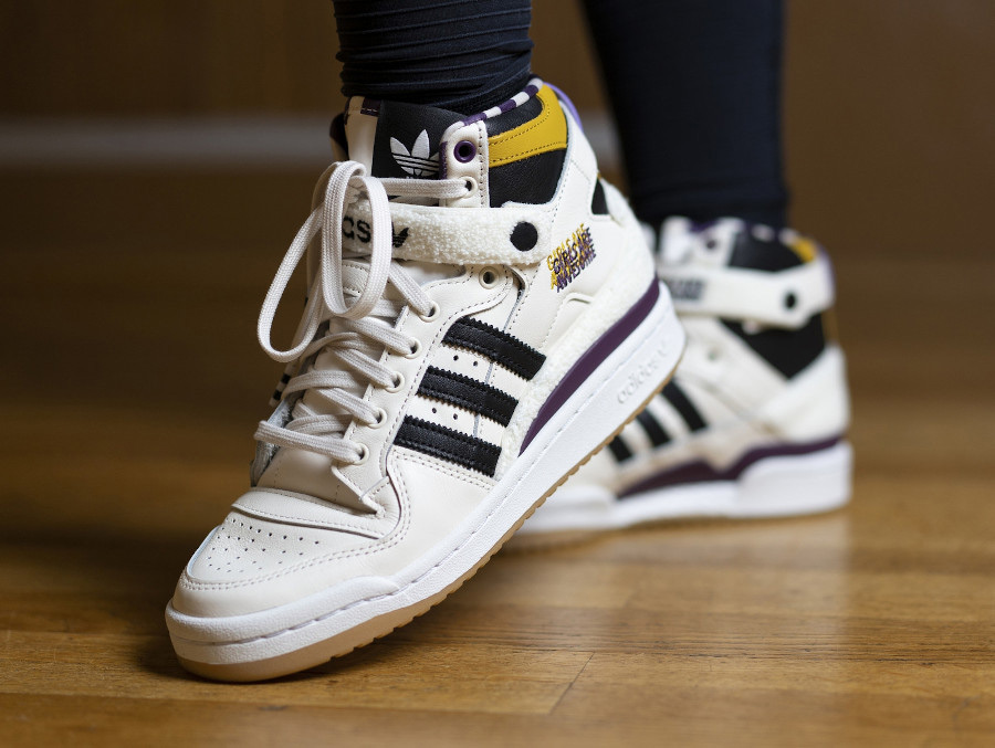 GY2632,adidas,Forum  配件丰富！细节拉满！联名款 Forum Hi 刚刚上架！