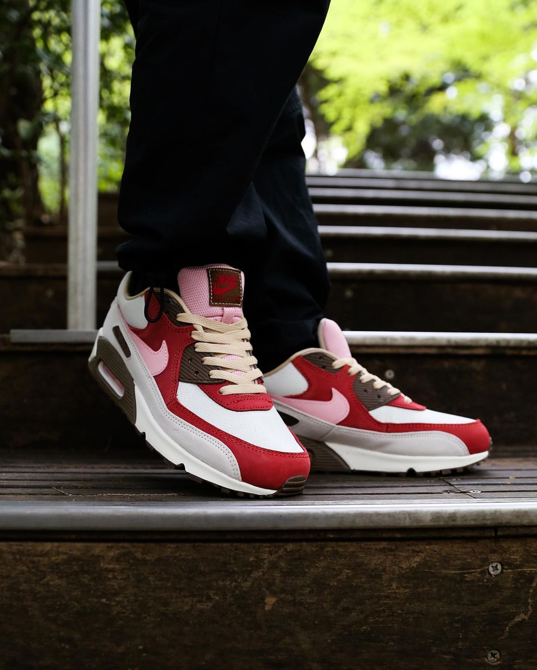 Nike,Air Max 90,发售,CU1816-100  万元亲友同款回归！培根 Air Max 90 即将发售！